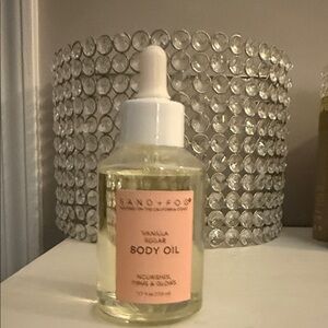 Sand + Fog Vanilla Sugar Body Oil - Pink and Cream